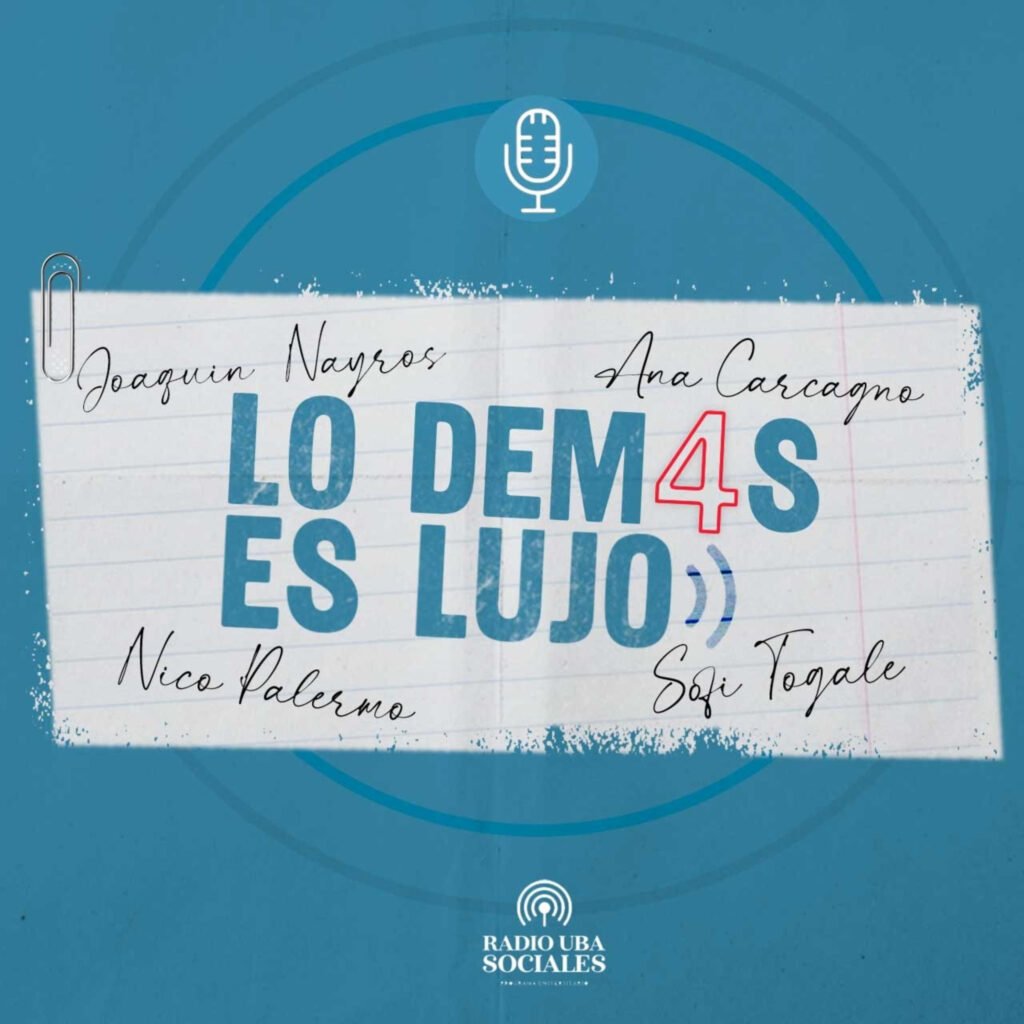 Portada de Lo demás es lujo